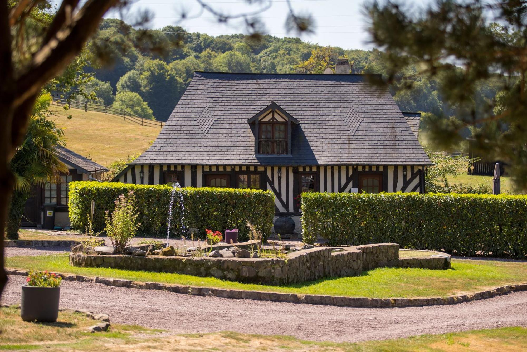 Gites - Domaine De Geffosse Pont-Évêque Екстериор снимка